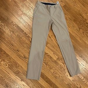 GUC Vineyard Vines On-the-Go pants